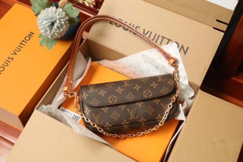 LV Clutch Bags